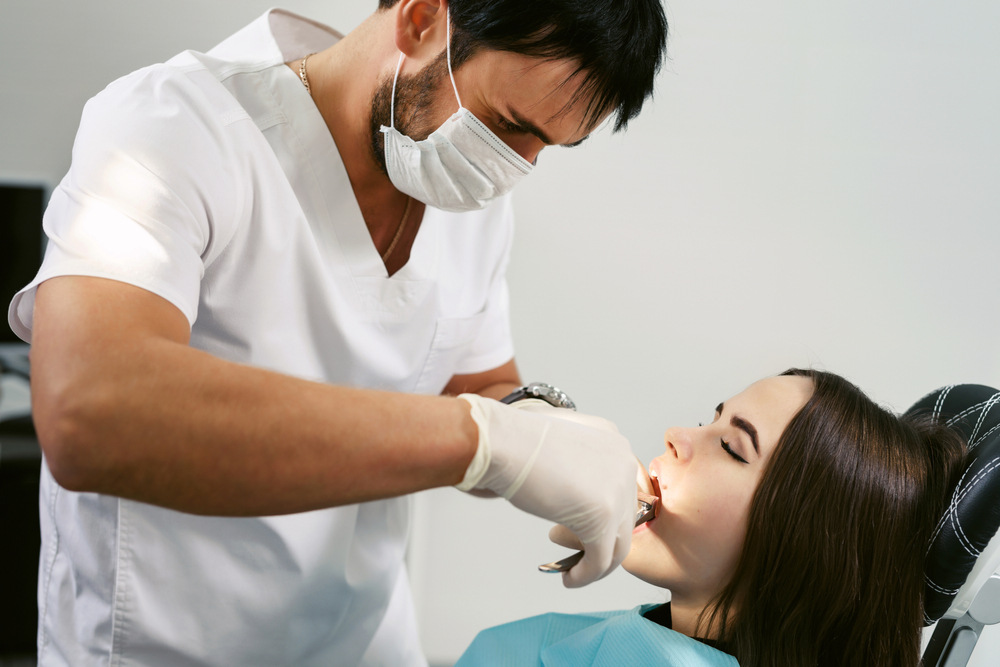 Expertos en los diferentes tipos de extracciones de piezas dentales